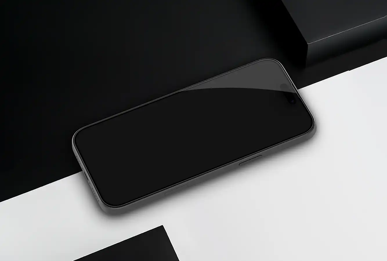 گلس نیلکین آیفون iPhone 16 مدل 3D CP+MAX