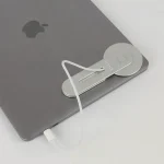 هولدر و پایه نگهدارنده رومیزی مگ‌سیف و شارژر بی‌سیم برند لولو (Levelo) مدل Energia MagSafe Surface Phone Holder With Wireless Charger