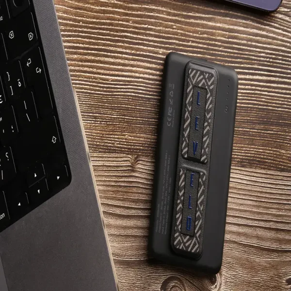 پاوربانک لولو مدل Seoul ظرفیت 5000 میلی آمپر ساعت سازگار با MagSafe با شارژ بی سیم و با سیم